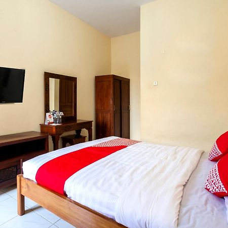 Super Oyo 1150 Omah Ladrang Hotell Kejayan Eksteriør bilde